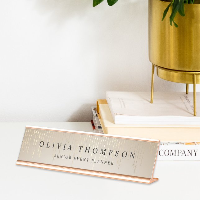 Placa De Nombre Luces de cadena de lluvia dorada (Subido por el creador)