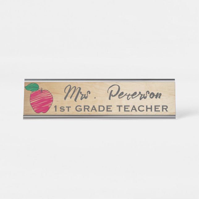 Placa De Nombre Maestra de madera personalizada Cute Crayon Apple (Anverso)