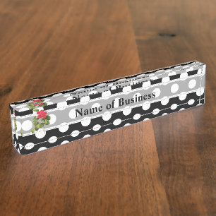Placa De Nombre Negocio blanco y negro intrépido de la camelia de