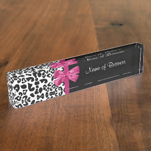 Placa De Nombre Negrita: Polka blanco y negro domina el negocio de