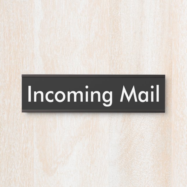 Placa de nombre negro de correo entrante (Anverso)