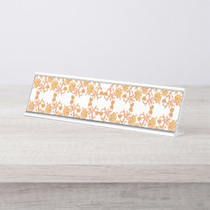Placa De Nombre Patrón floral simétrico con motivos naranjas