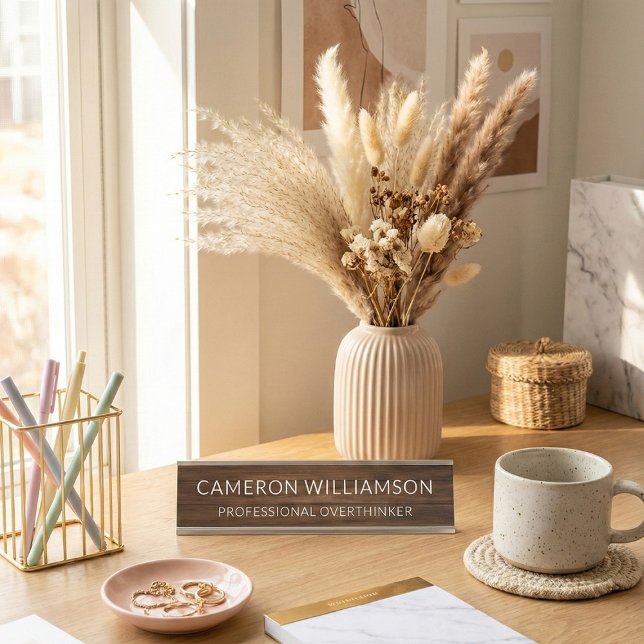 Placa De Nombre Personalized Funny Wood Paneling Overthinker (Subido por el creador)