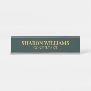 Placa De Nombre Profesional elegante Verde Oscuro y Oro Minimalist