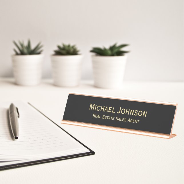 Placa De Nombre Profesional Moderno Clásico Black Gold Office Títu (Professional Modern Classy Black Gold Office Title Desk Name Plate)