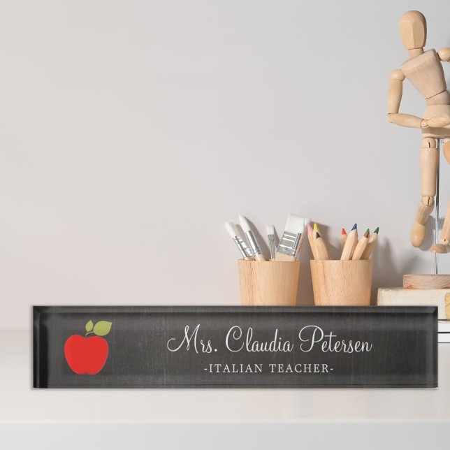 Placa De Nombre Profesora de escuela de pizarra y Apple roja (Subido por el creador)