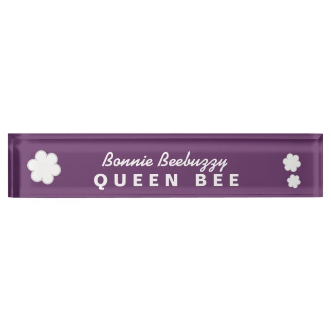 Placa De Nombre Púrpura de la ABEJA REINA de Boss con las flores (Anverso)
