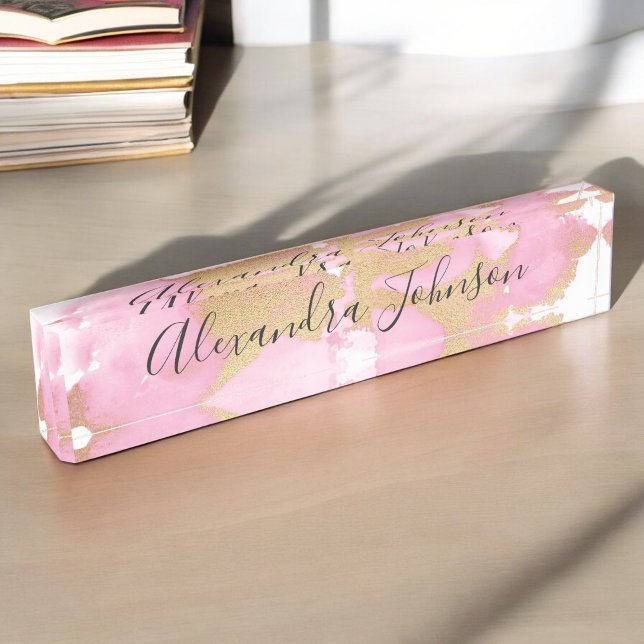 Placa De Nombre Rubor Pink and Relieve metalizado dorado Wash Girl (Subido por el creador)