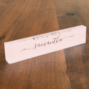 Placa De Nombre Rubor y Marrón Oscuro Elegante Firma con Floritura