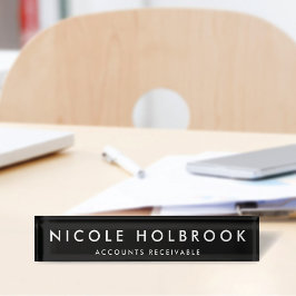 Placa De Nombre Sencillo y moderno profesional en blanco y negro