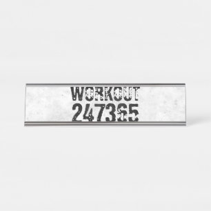 Placa De Nombre Texto escrito y raspado Workout 247365 rústico