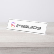 Tu nombre de Instagram y el icono de redes sociale