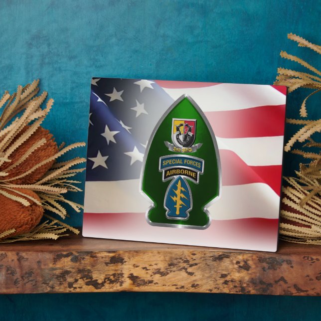 Placa Expositora 3.ᵉʳ Grupo de Fuerzas Especiales (AIRBORNE) (Lado)