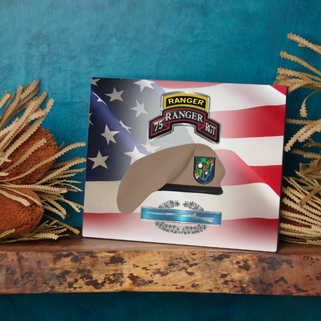 Placa Expositora 75.º Regimiento de Peregrinos (Lado)