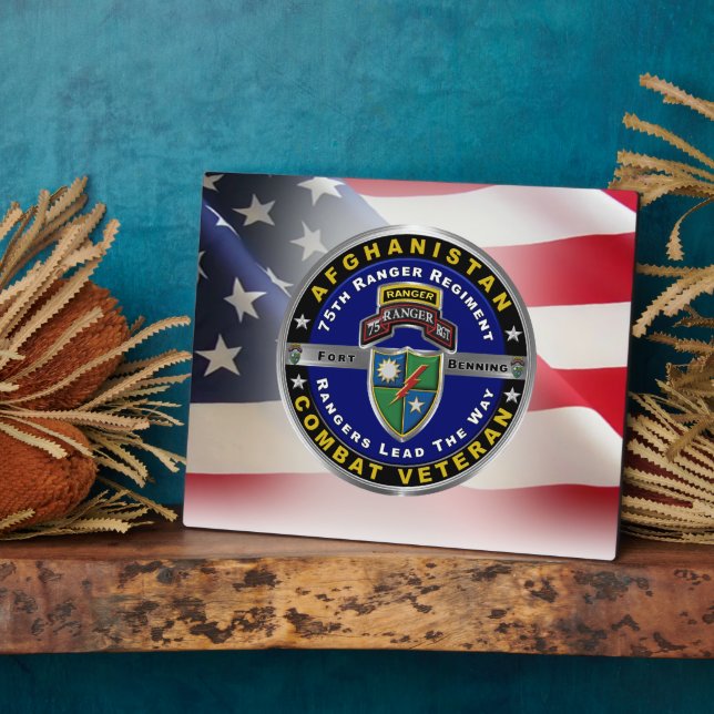 Placa Expositora 75.º veterano del regimen de guardabosques (Lado)