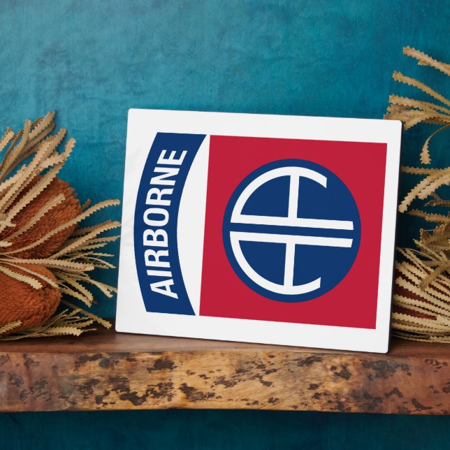 Placa Expositora 82ª División Aérea Insignia Veterano Militar (Lado)