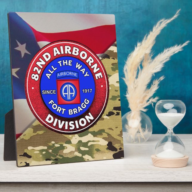 Placa Expositora 82.ª División Aerotransportada (Lado)