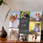 Placa Expositora 90 cumpleaños 7 Collage de fotos Gris oscuro<br><div class="desc">Di Feliz cumpleaños 90 con una placa fotográfica personalizada. La plantilla de fotos está configurada para que añadas 7 de tus fotos favoritas que se muestran en un collage de fotos alrededor del saludo de cumpleaños. El texto simplemente dice "Feliz cumpleaños 90" en tipografía casual. "90" es editable si te...</div>