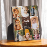 Placa Expositora Abuela te amamos el Collage de fotos de madera<br><div class="desc">La placa de Collage de fotos moderno Abuela We Love You Heart Modern es un regalo conmovedor y personalizado que muestra tu amor por tu abuela. Esta placa de bonito diseño cuenta con un collage de fotos en forma de corazón que le permitirá añadir sus fotos familiares favoritas en un...</div>