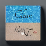 Placa Expositora Agua sucia limpia para lavavajillas<br><div class="desc">Este diseño se creó a través del arte digital. Puede ser personalizado en el área de proporcionar o personalizar eligiendo la opción de pulsar para personalizar y cambiando el nombre, las iniciales o las palabras. También puede cambiar el color y estilo del texto o eliminar el texto para un diseño...</div>