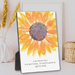 Placa Expositora Añadir Su Propia Cita Inspiradora O Motivadora<br><div class="desc">Este singular Plaque está decorado con un girasol color agua amarillo. Añade tu cita o mensaje elegido para personalizarlo. Haga clic en Personalizar Más adelante para editar el tipo de letra,  el tamaño del tipo de letra y el color. Acuarela original © Michele Davies.</div>