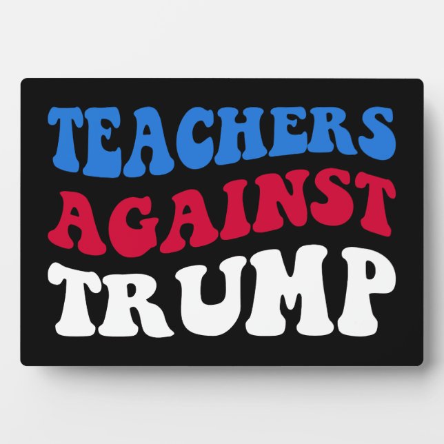 Placa Expositora Anti Trump - Maestros contra Trump II (Frente)