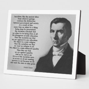 Placa Expositora Antisocialismo de Bastiat Federico