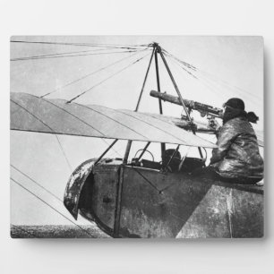 Placa Expositora Ataque aéreo durante la batalla de Marne, 19