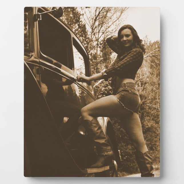 Placa Expositora Auto antiguo y Chica (Frente)