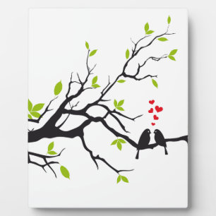 Placa Expositora Aves enamoradas de los corazones rojos en el árbol
