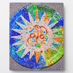 Placa Expositora Azul de detalles de Gaudi