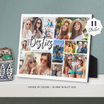 Placa Expositora Besties 11 Collage de fotos de escritura moderna<br><div class="desc">Crea una manta única y divertida de memoria de fotos a color personalizada y personalizado para tu mejor amigo o BFF utilizando esta plantilla de cuadrícula de collage de fotos fácil de cargar con 11 imágenes en varias formas y tamaños, tanto horizontales como verticales, para alojar una amplia gama de...</div>