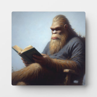 Placa Expositora Bigfoot Leyendo