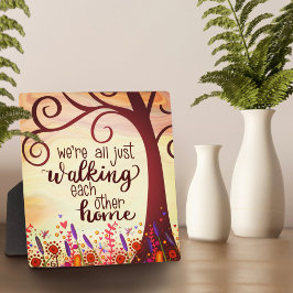Placa Expositora Bonito Caminándose Entre Sí Inspirador En Casa