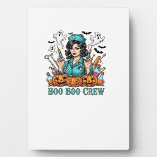 Placa Expositora Boo Boo Crew Enfermera de Halloween con jeringas y