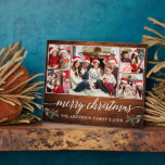 Placa Expositora Calligraphy Wood Print 5 Navidades de la familia f<br><div class="desc">Modern Caligrafía Script 5 Photo Family Collage de fotos Merry Christmas 8x10 Photo Plaque incluye Navidades acuarelas Holly Berries - Rustic Country Wood Print</div>