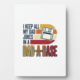 Placa Expositora Chiste de Papá Base Retro Divertido Diseño de Vect