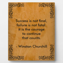 Placa Expositora Cita de Winston Churchill; Desplazamiento exitoso