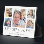Placa Expositora Collage de fotos Abuelo Abuelo Abuelo Abuelos<br><div class="desc">Un diseño simple y limpio permite que las fotos de tu familia brillen en esta placa del Mejor Abuelo de la Historia. Una gran fotografía en el centro con dos fotos más pequeñas a cada lado te permite insertar tus propias fotos fácilmente. El Mejor Abuelo de siempre está escrito en...</div>