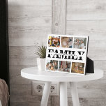 Placa Expositora Collage de fotos moderno de la familia blanca foto<br><div class="desc">placa de arte de lienzo fotográfico personalizado para personalizar con 6 fotografías agrega una moderna pieza de decoración doméstica a tu escritorio. Personaliza con el apellido. Exprese el amor por su familia con esta moderna placa de collage. Un regalo perfecto para el día de la madre, el día del padre...</div>