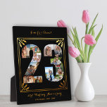 Placa Expositora collage de fotos número 23 del aniversario Boda<br><div class="desc">Crea tu propio Collage de fotos único del 23er aniversario Boda con algunas de tus fotos favoritas de los últimos 23 años. Este elegante diseño en negro y oro presenta un collage de fotos en forma de número 23 con un marco de estilo Art Déco y una tipografía de escritura...</div>