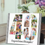 Placa Expositora Collage de fotos Personalizado Número 40 Cumpleaño<br><div class="desc">40.ª placa de cumpleaños - personalizada con un collage de fotos de tus fotos favoritas y texto personalizado. La plantilla de fotos está preparada para que añadas tus fotos, que se mostrarán en la forma de un número 40. La redacción, que actualmente dice "¡Felicitaciones [nombre]!" también puede ser personalizada. Por...</div>