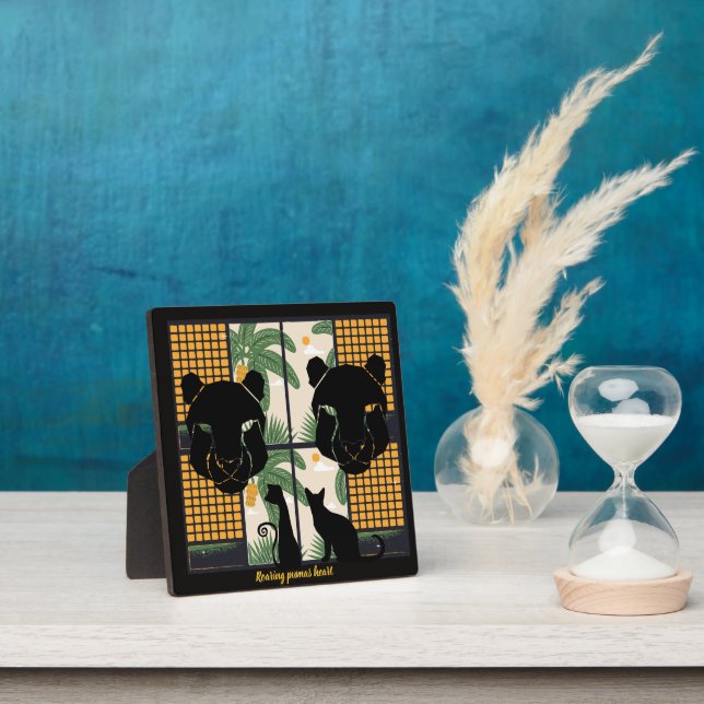 Placa Expositora Corazones de Pumas rugientes (in situ)