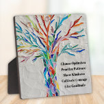 Placa Expositora Crear su propia oferta motivacional Inspiradora<br><div class="desc">Esta placa decorativa cuenta con un árbol de mosaico de colores arcoiris y una cita inspiradora. El texto es personalizable para que pueda reemplazar la cita. Utilice la Herramienta de diseño para cambiar el tamaño,  estilo o color del texto. Original Mosaico © Michele Davies.</div>