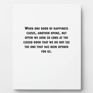 Placa Expositora Cuando se cierra una puerta