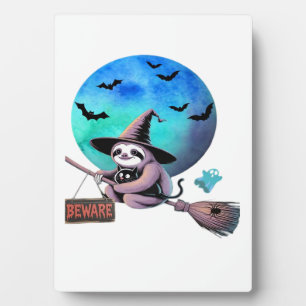 Placa Expositora Cuidado con la bruja sloth linda volando en escoba
