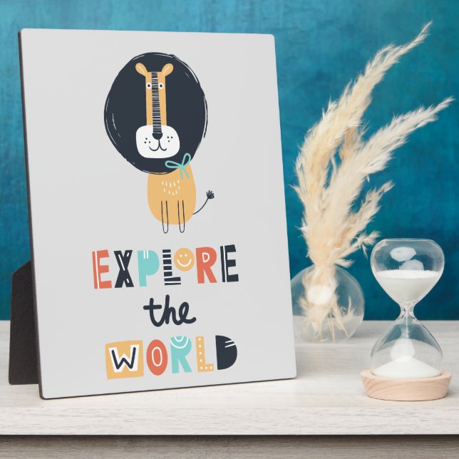 Placa Expositora Cute explorando el león (Lado)