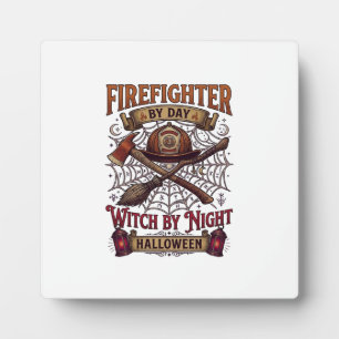 Placa Expositora Día del Bombero Bruja Noche Halloween Casco Hacha 
