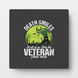 Placa Expositora Diseño de Halloween Sonríe la Muerte Veterano_1