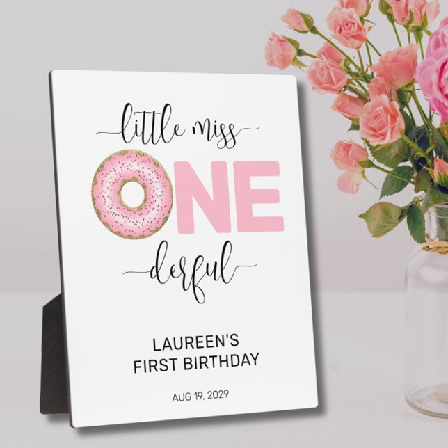 Placa Expositora Dulce rosado Pequeño MIs Primer Cumpleaños (Subido por el creador)